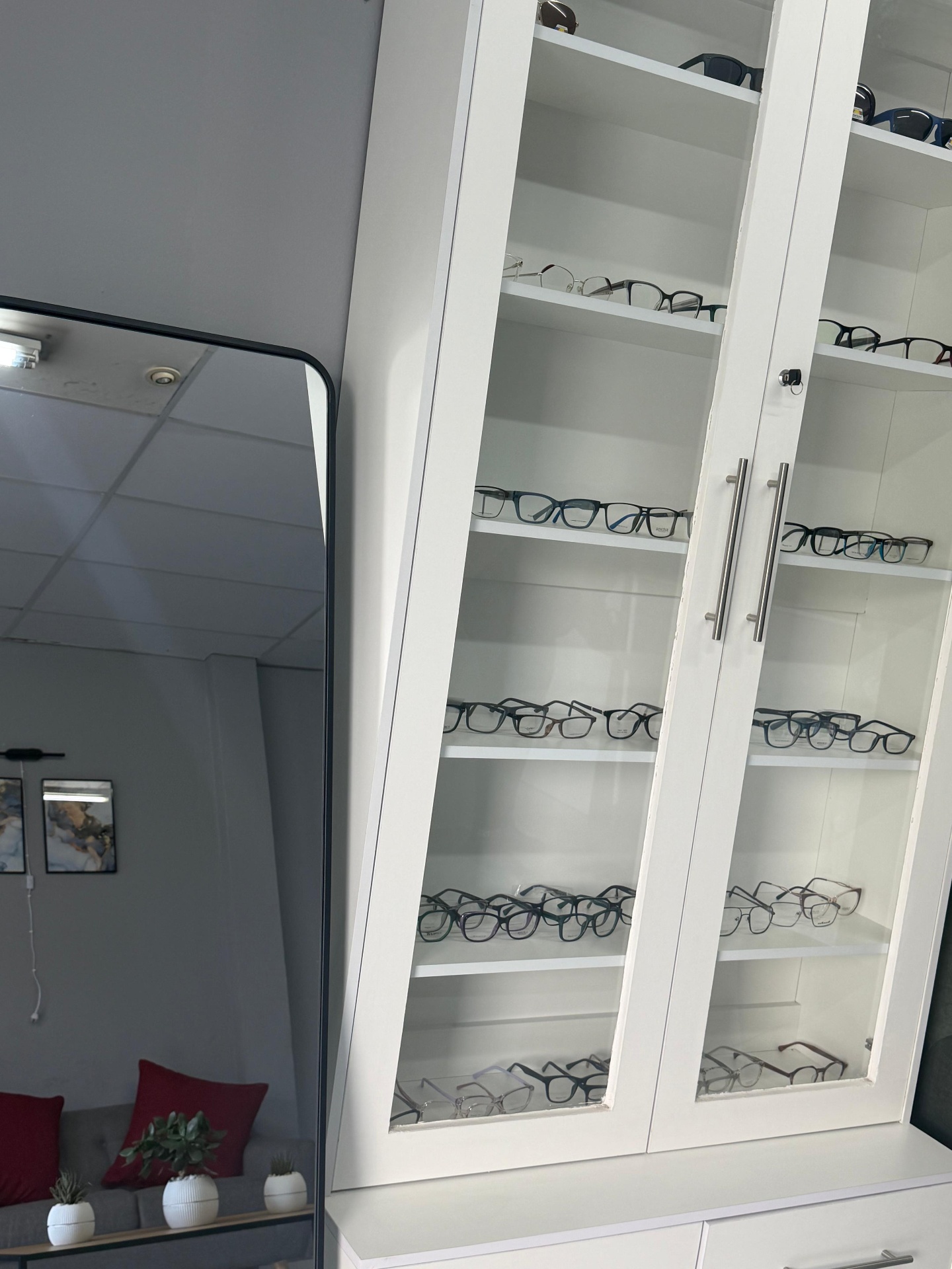 Optometry frame gallery
